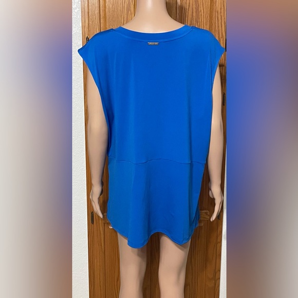 Michael Kors Plus Size Ring Twist Sleeveless Top - Picture 7 of 10